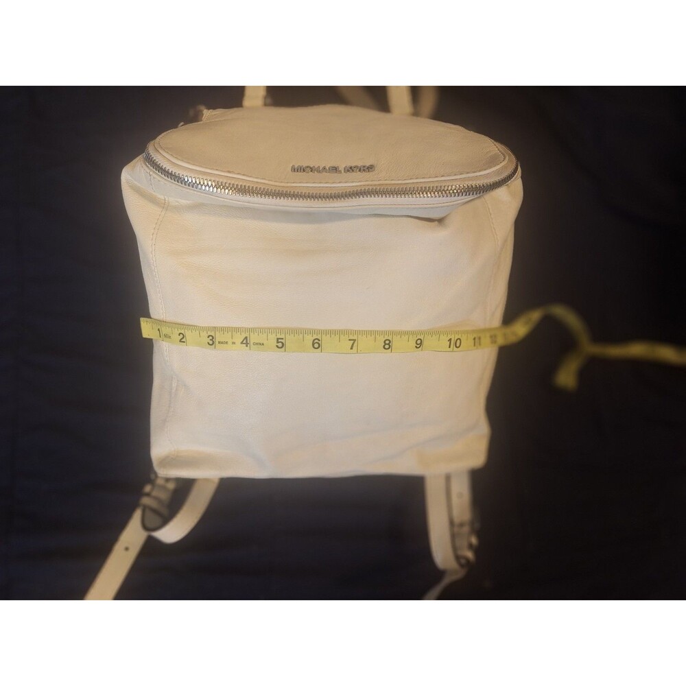 MICHAEL KORS BACKPACK IVORY PEBBLE LEATHER SILVER ZIP READ - Picture 4 of 15